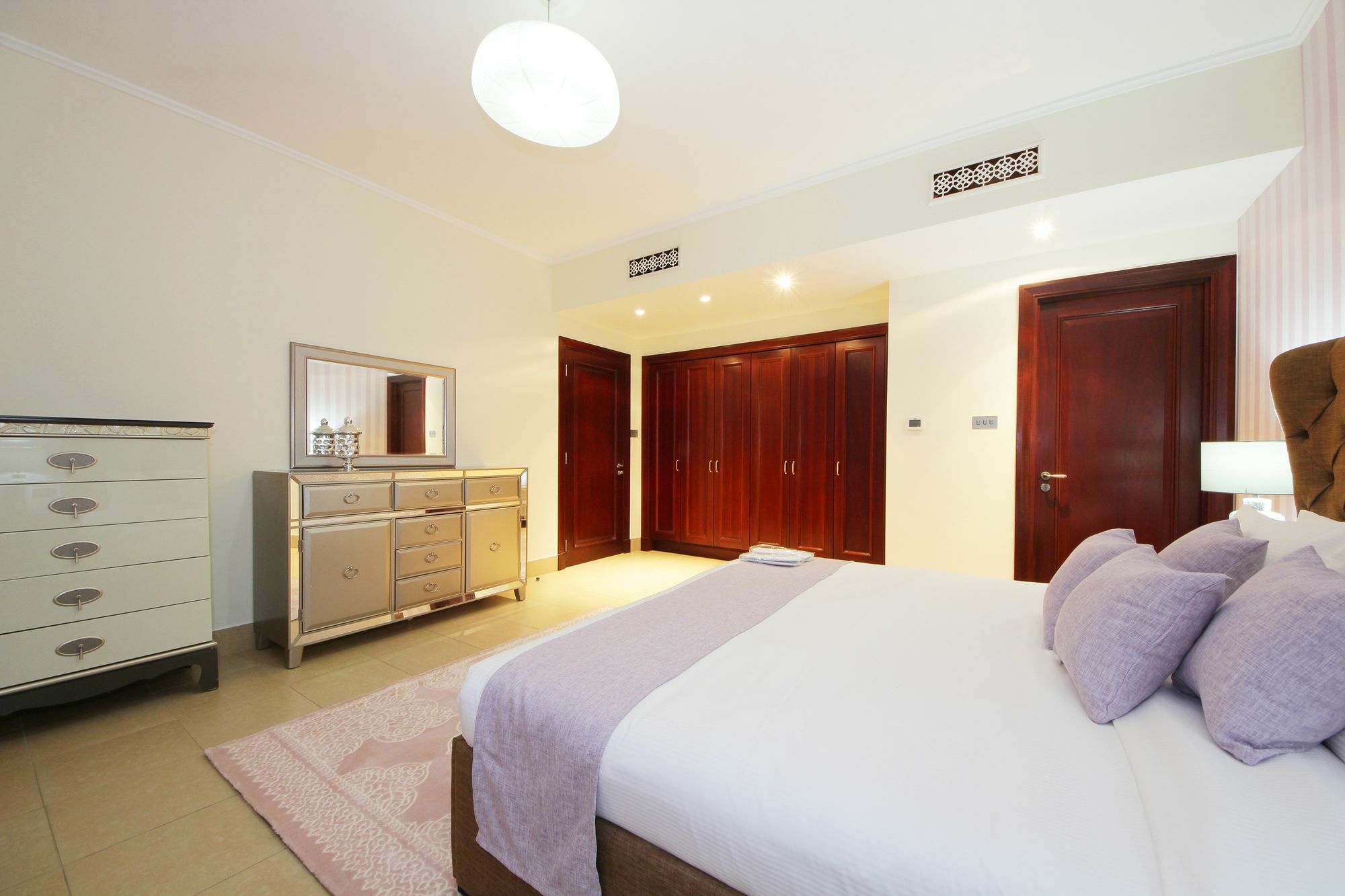 Old Town Sophisticated 1bedroom At Miska 3 Apartment *